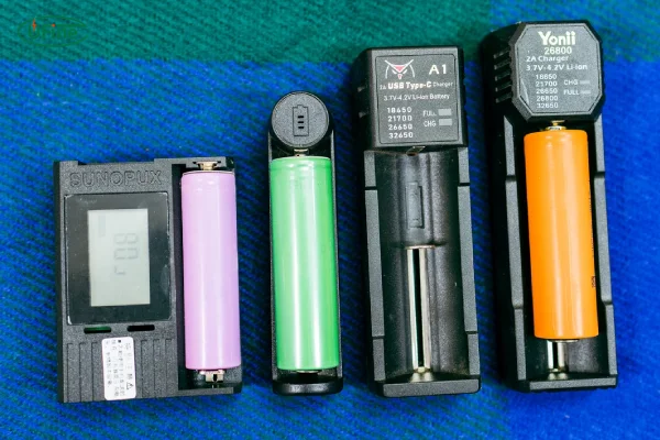 types of rechargeable battery cases