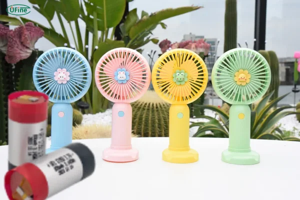 what battery powers a portable electric fan