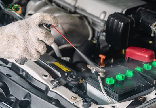 how to maintain car and vehicle batteries