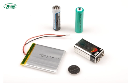 types of small size batteries