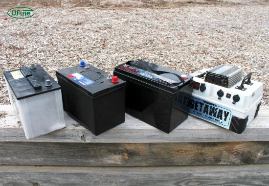 types of travel trailer batteries