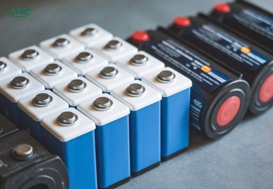 what are the main types of 12v batteries