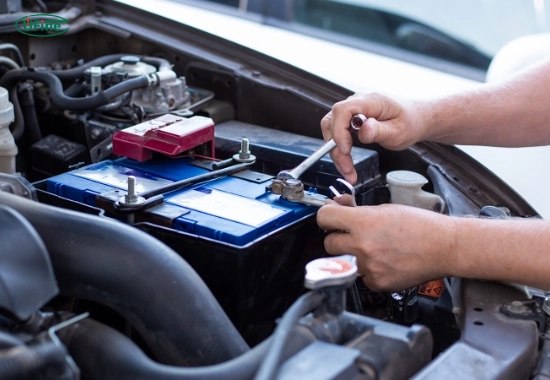 what are the safety precautions when reconnecting a car battery