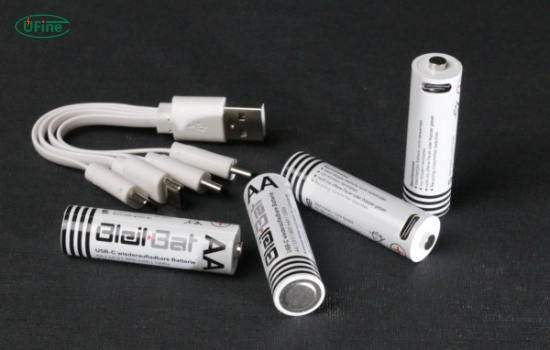 what is an aa battery